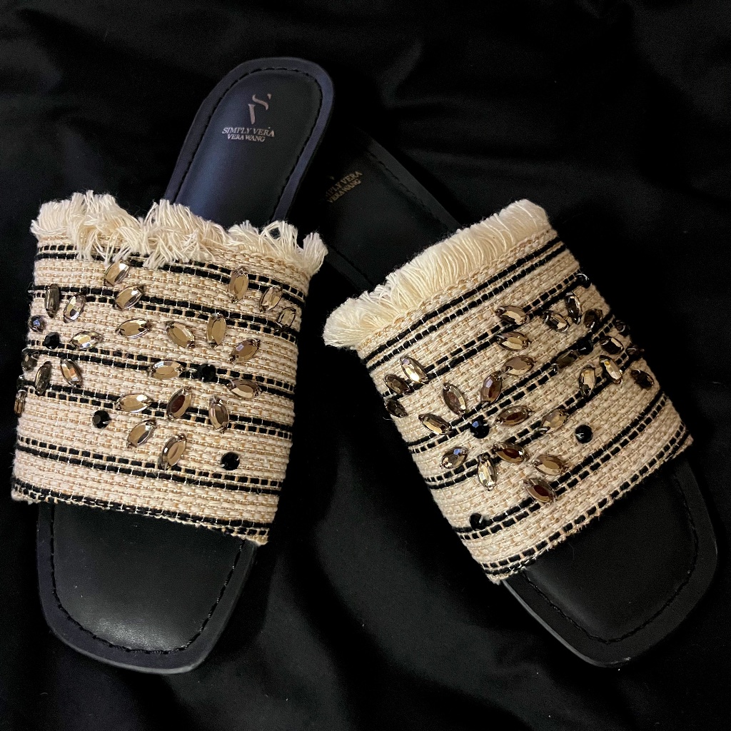 Brand New Vera Wang Womens Sandals